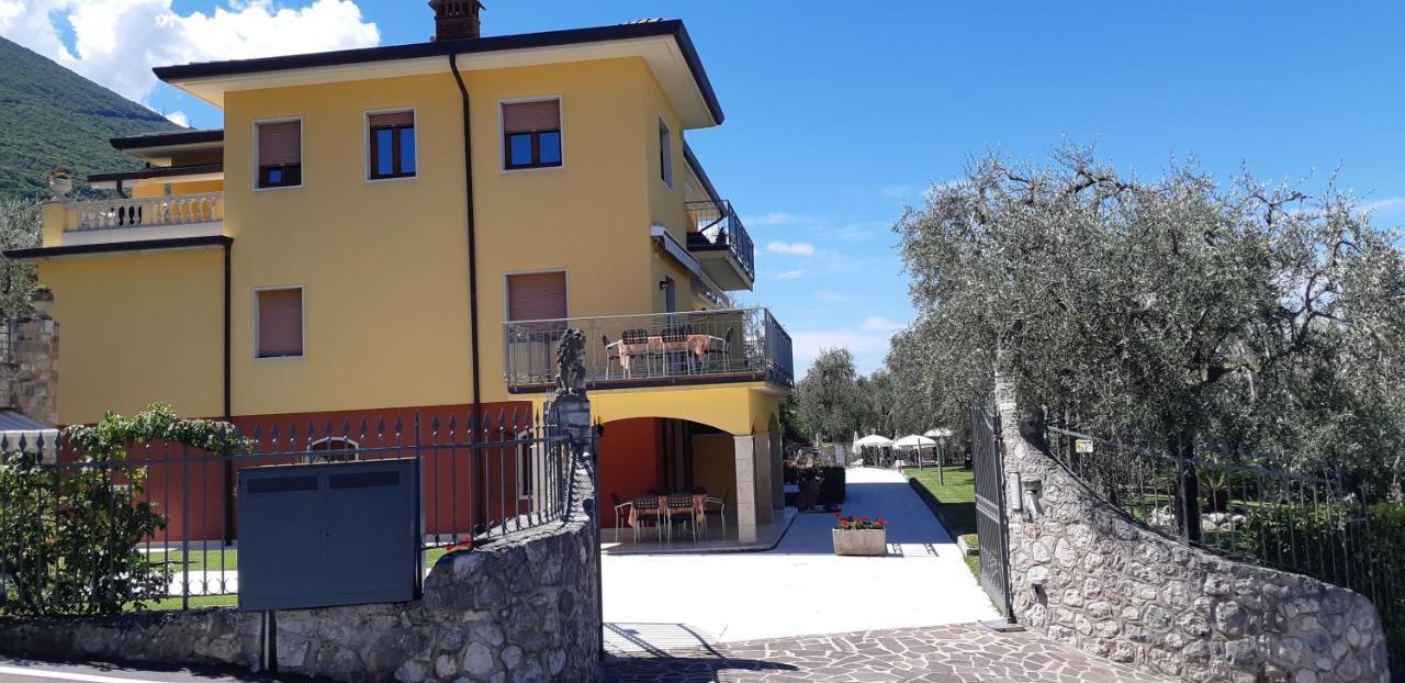 Villa Due Leoni - Residence Brenzone sul Garda Kültér fotó