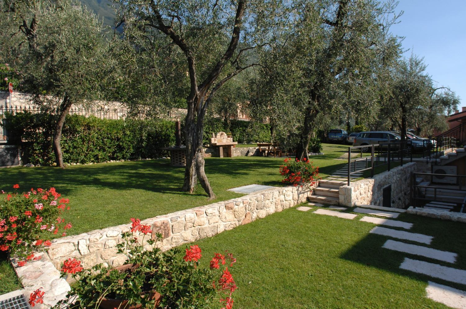 Villa Due Leoni - Residence Brenzone sul Garda Kültér fotó