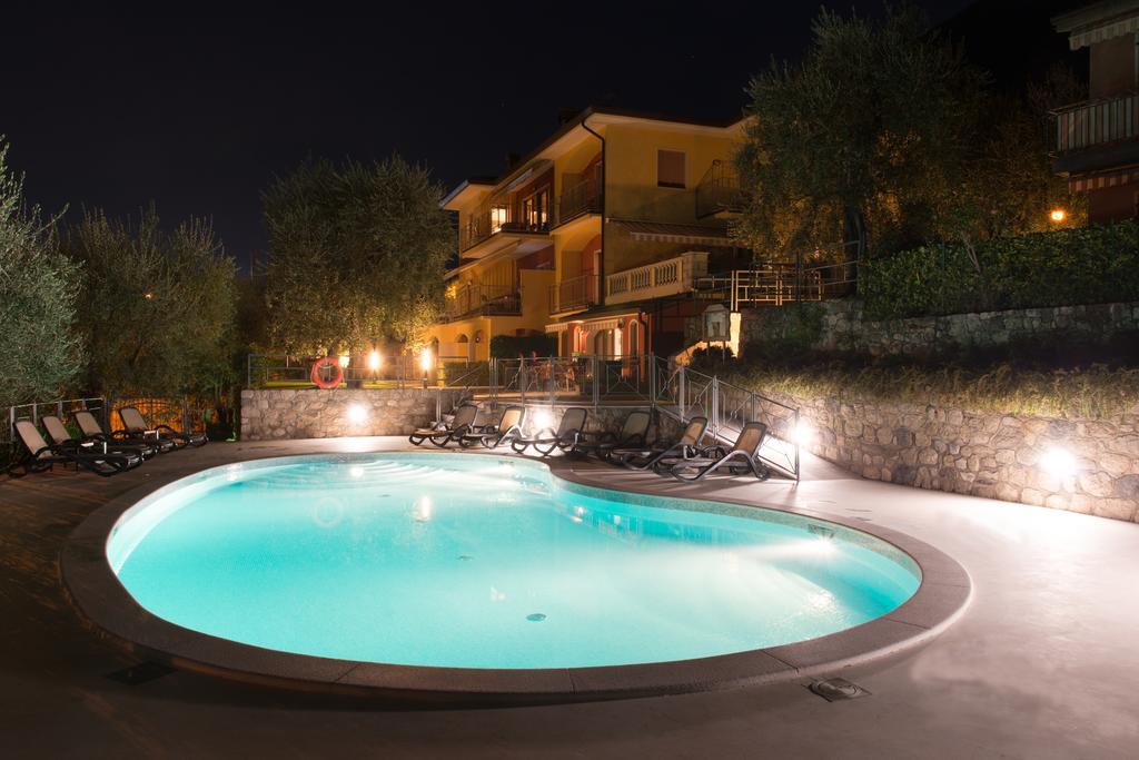 Villa Due Leoni - Residence Brenzone sul Garda Kültér fotó