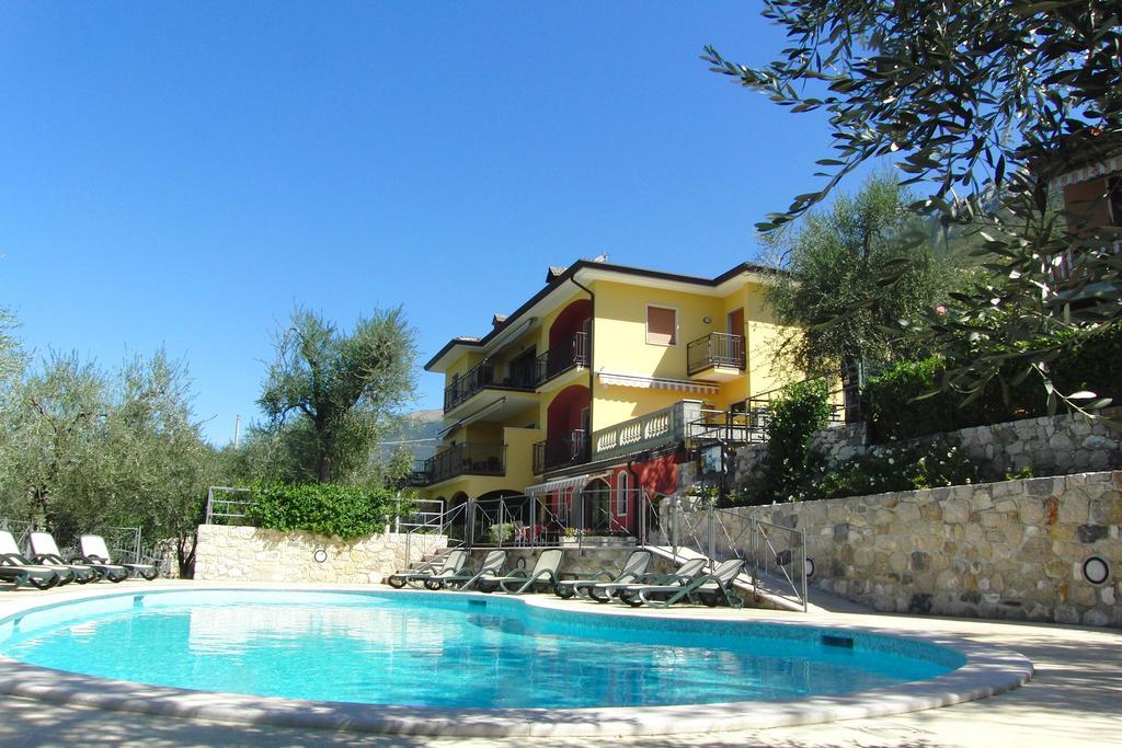 Villa Due Leoni - Residence Brenzone sul Garda Kültér fotó